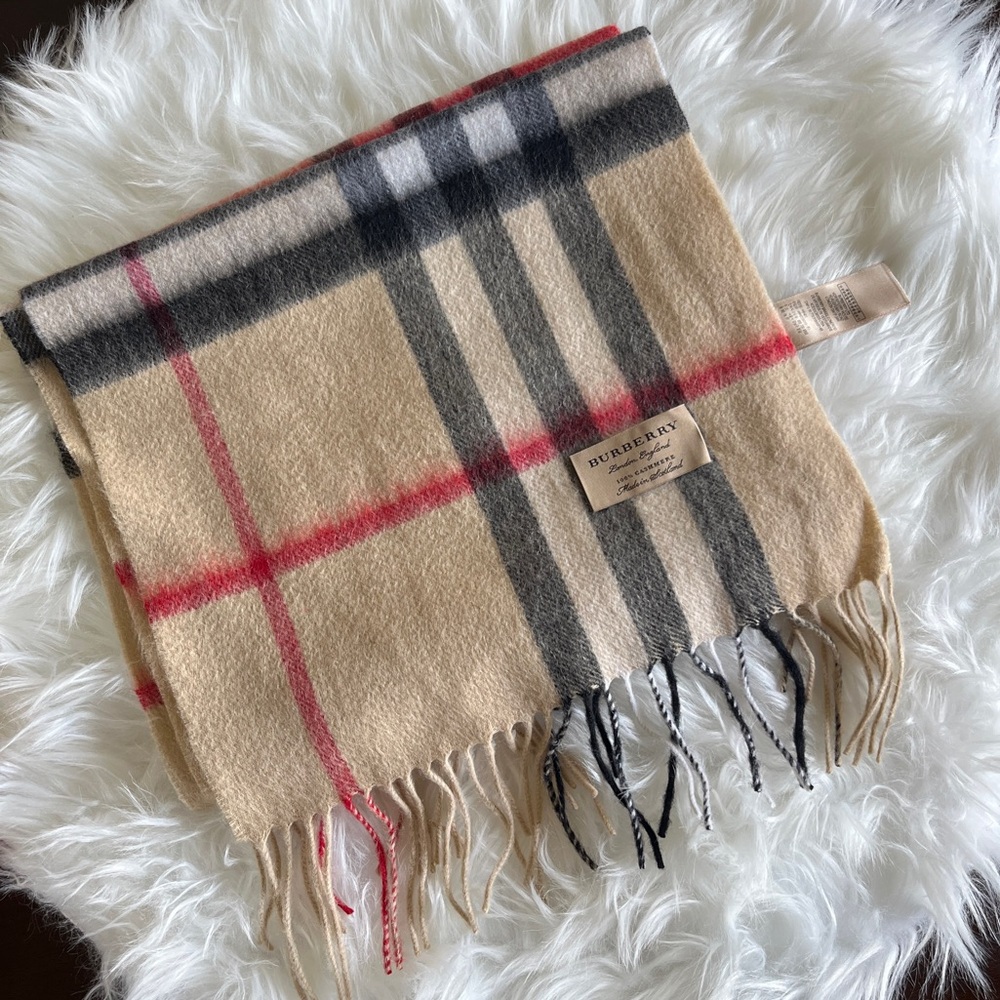 Burberry checked cashmere signature scarf